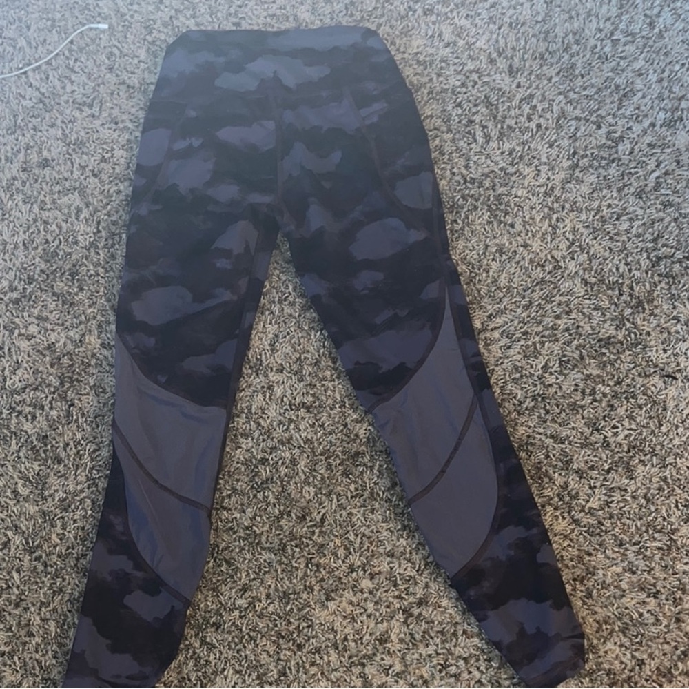 Black and purple Camouflage Leggings